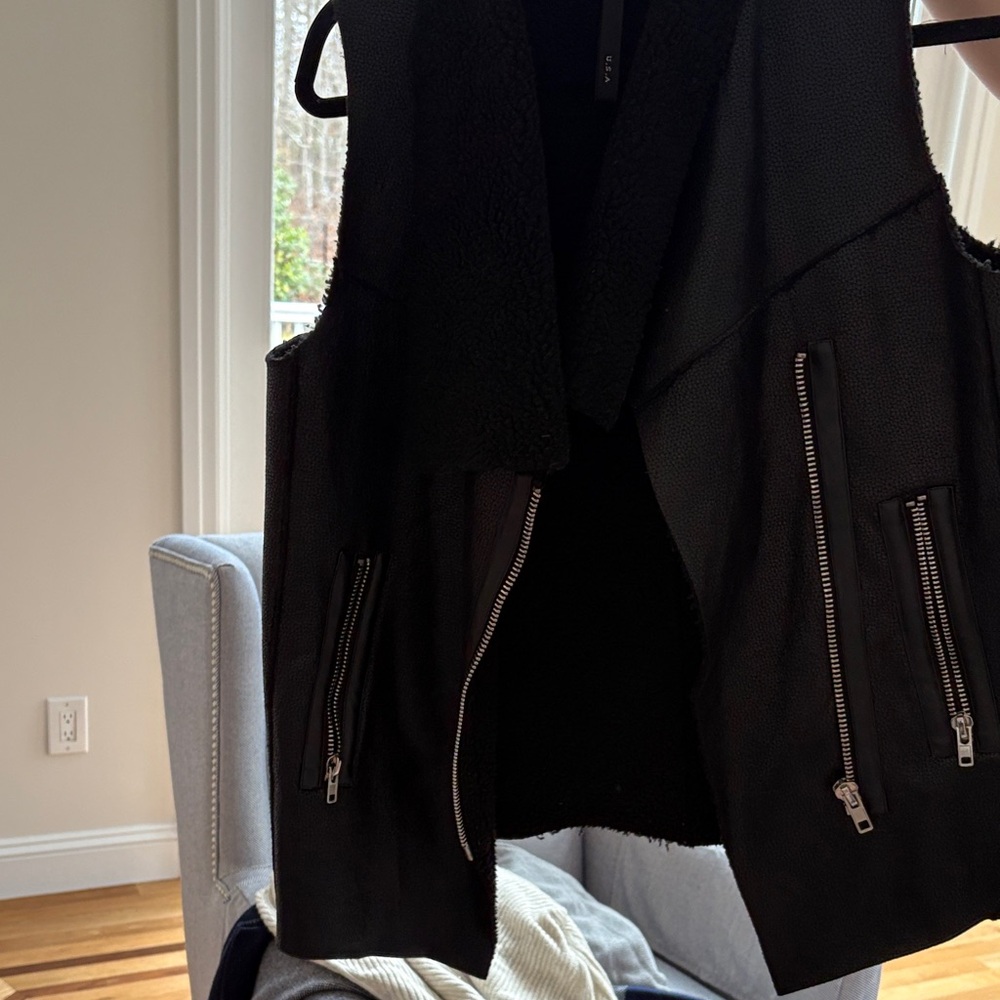 Renee C. Black Sleeveless Vest with Zipper Accents